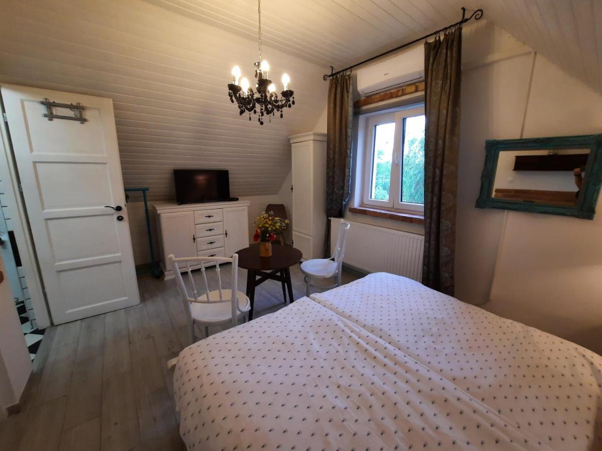 Piac Vendeghaz Hotell Kaptalantoti Exteriör bild