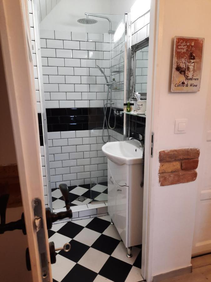 Piac Vendeghaz Hotell Kaptalantoti Exteriör bild